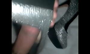 Follando hermosos tacones plata de Ariana high heels shoejob cum