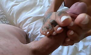 My first ever foot job with pov master from OF! He cums on my dainty toes and foot tattoo