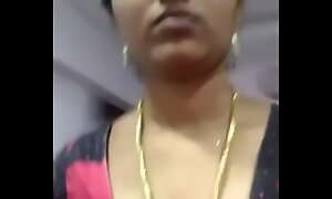 Indian aunty boobs showing